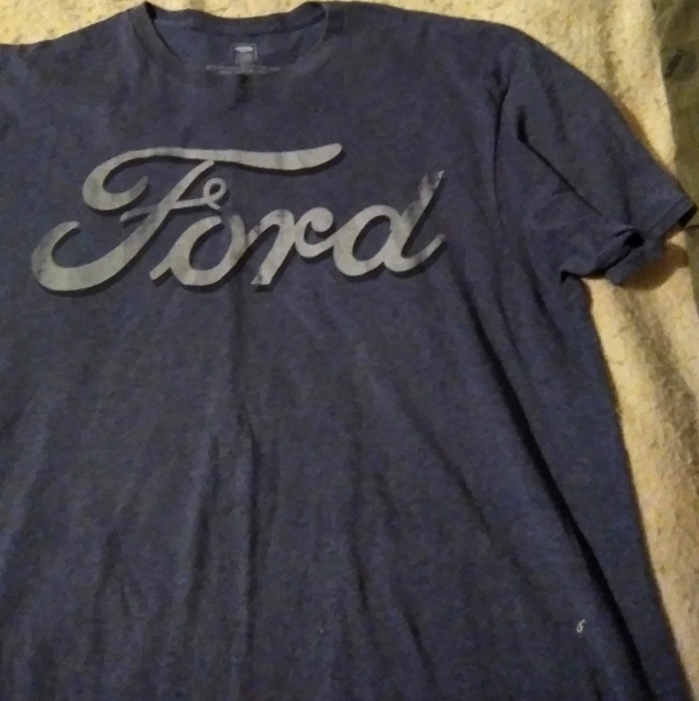 XL t-shirt